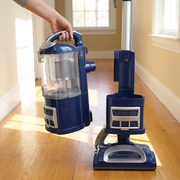 AeroLift Upright Vacuum 3